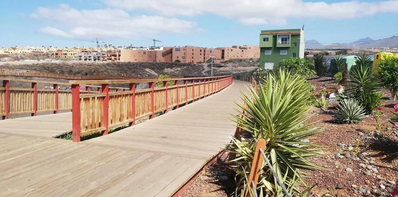 Apto ACHE, acogedor apartamento de 66 m con terraza, aire acondicionado y parking privado gratuito Los Abrigos